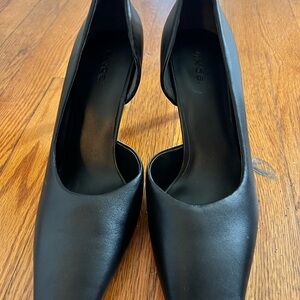Vince Tiana Leather Pumps